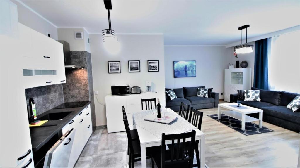 Blizej Morza Deluxe Apartmenty โควอบเซก ภายนอก รูปภาพ